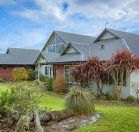 Glenelg on King Bed  Breakfast - Sunshine Coast Tourism