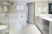 Book Scarborough Accommodation Vacations Sunshine Coast Tourism Sunshine Coast Tourism