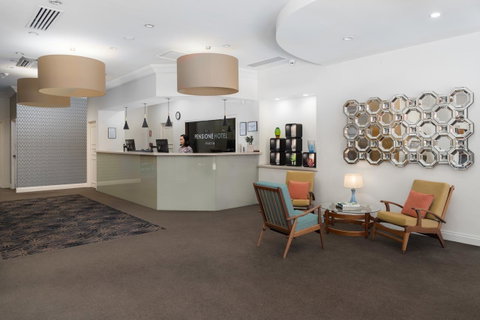 Pensione Hotel Perth - Holiday Sunshine Coast 3