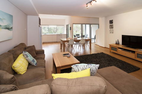 Pegasus - Sunshine Coast Tourism 8