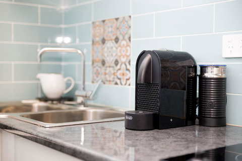 Blue Door Apartments - Sunshine Coast Tourism 6