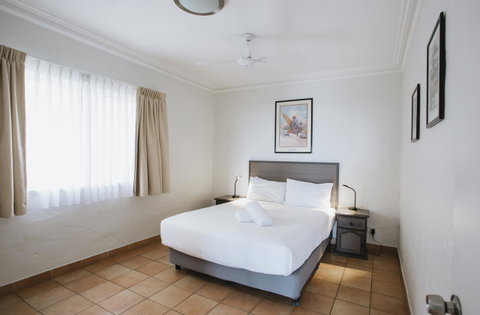 Canal Rocks Beachfront Apartments - Sunshine Coast Tourism 35