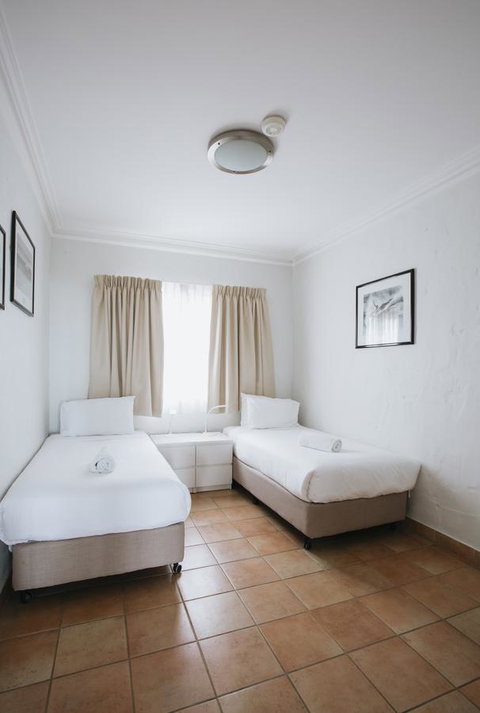 Canal Rocks Beachfront Apartments - Sunshine Coast Tourism 32