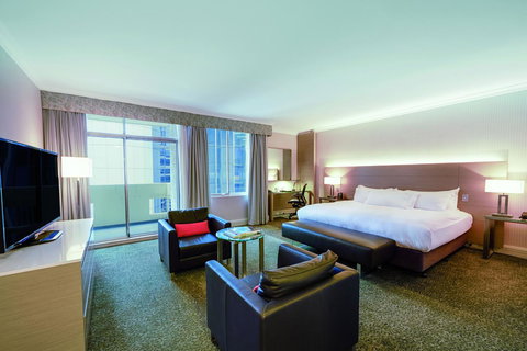 Parmelia Hilton Perth - Sunshine Coast Tourism 21