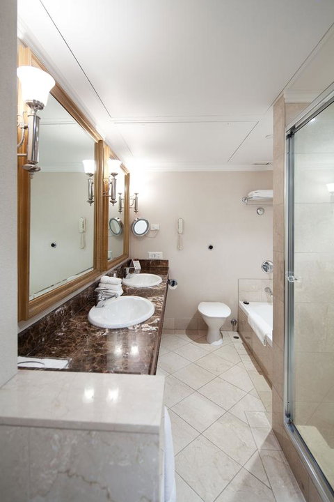 Parmelia Hilton Perth - Sunshine Coast Tourism 33