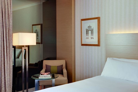 Parmelia Hilton Perth - Sunshine Coast Tourism 23