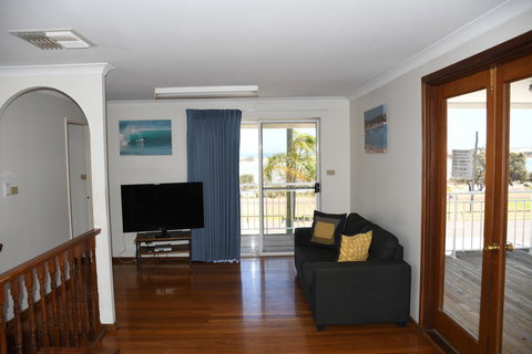 Kalbarri Seafront Villas - Holiday Sunshine Coast 5