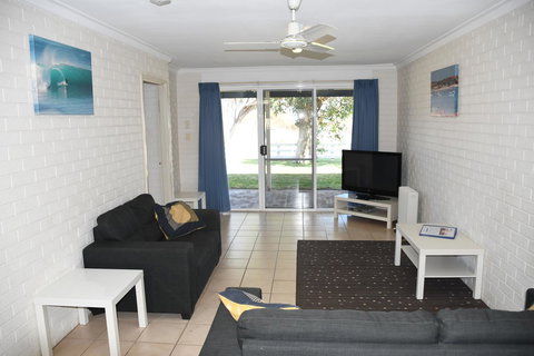 Kalbarri Seafront Villas - Holiday Sunshine Coast 13