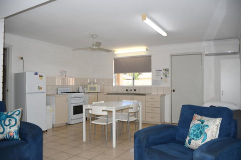 Kalbarri Seafront Villas - Holiday Sunshine Coast 23