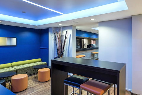 Quality Hotel Ambassador Perth - Holiday Sunshine Coast 17