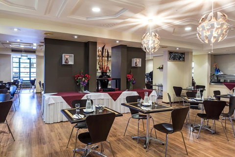 Quality Hotel Ambassador Perth - Holiday Sunshine Coast 14