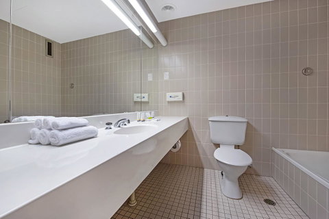 Quality Hotel Ambassador Perth - Holiday Sunshine Coast 28