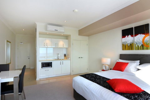 Bunbury Seaview Apartments - Sunshine Coast Tourism 13