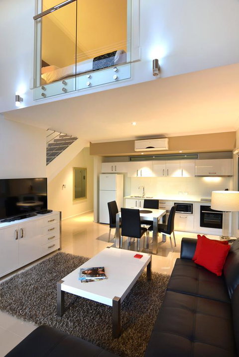 Bunbury Seaview Apartments - Sunshine Coast Tourism 9