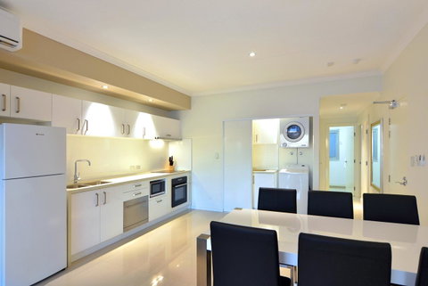 Bunbury Seaview Apartments - Sunshine Coast Tourism 11