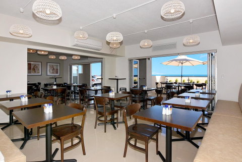 Bunbury Seaview Apartments - Sunshine Coast Tourism 31