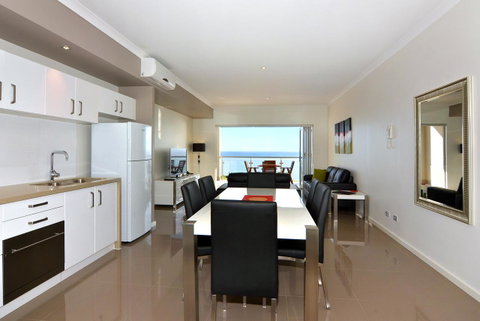 Bunbury Seaview Apartments - Sunshine Coast Tourism 27