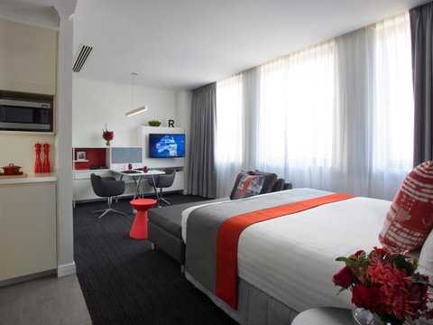 Citadines St Georges Terrace - Holiday Sunshine Coast 25