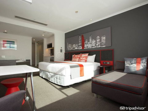Citadines St Georges Terrace - Holiday Sunshine Coast 3