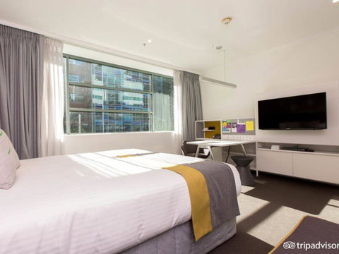Citadines St Georges Terrace - Holiday Sunshine Coast 11