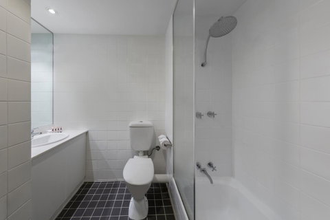 Mercure Perth On Hay - Holiday Sunshine Coast 12