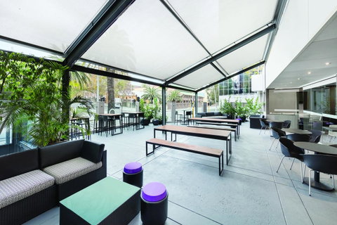 Mercure Perth On Hay - Holiday Sunshine Coast 10