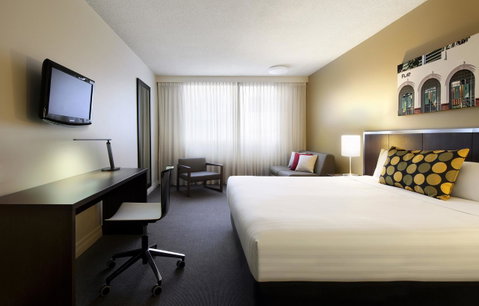 Mercure Perth On Hay - Holiday Sunshine Coast 0
