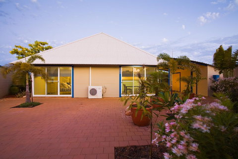 Osprey Holiday Village Unit 110 - Sunshine Coast Tourism 21