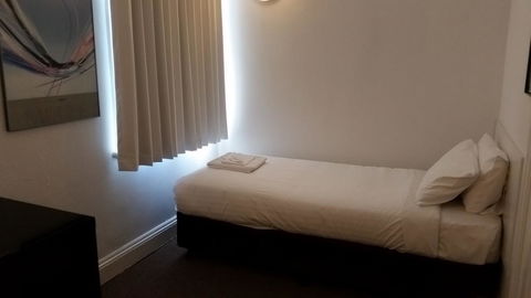 Akara Hotel - Sunshine Coast Tourism 26