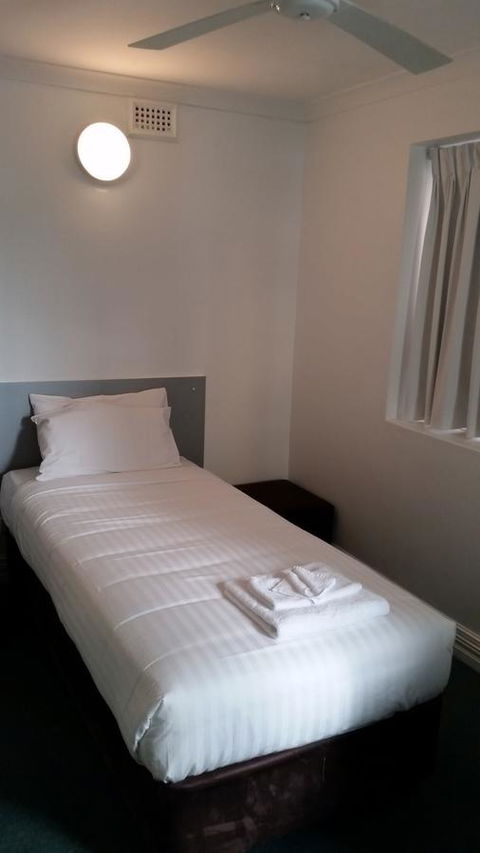 Akara Hotel - Sunshine Coast Tourism 6