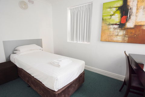 Akara Hotel - Sunshine Coast Tourism 8