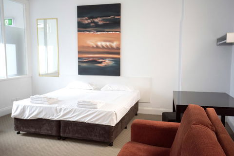 Akara Hotel - Sunshine Coast Tourism 4
