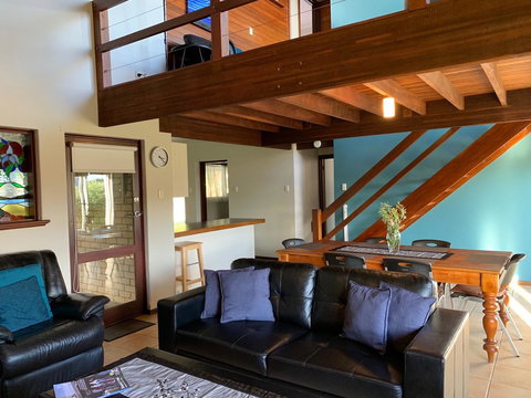 Beachside Prevelly Villas - Sunshine Coast Tourism 18