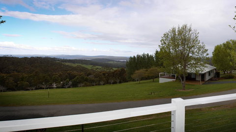 Karri Mia Chalets And Studios - Holiday Sunshine Coast 9