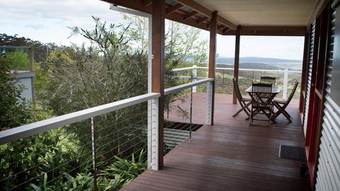 Karri Mia Chalets And Studios - Holiday Sunshine Coast 3