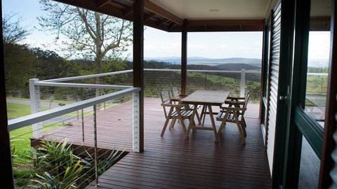 Karri Mia Chalets And Studios - Holiday Sunshine Coast 0