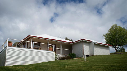 Karri Mia Chalets And Studios - Holiday Sunshine Coast 35