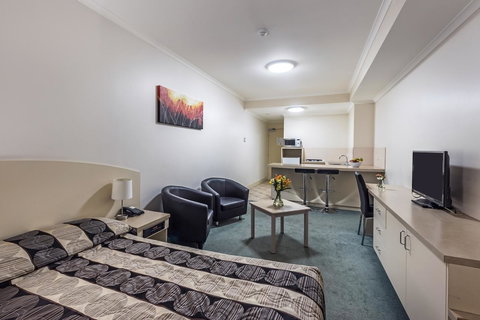 Comfort Inn & Suites Goodearth Perth - Holiday Sunshine Coast 13