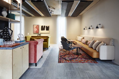 Alex Hotel - Sunshine Coast Tourism 18