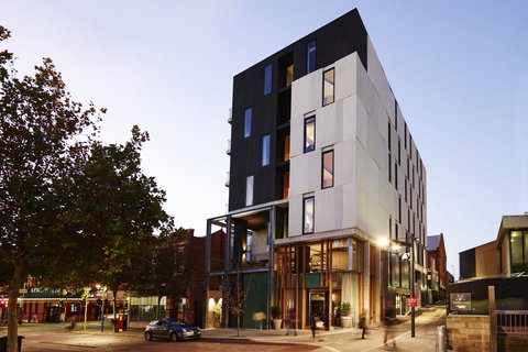 Alex Hotel - Sunshine Coast Tourism 0