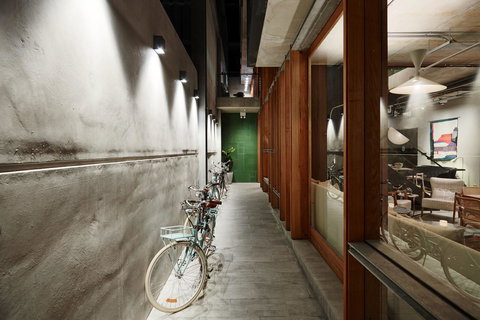 Alex Hotel - Sunshine Coast Tourism 17