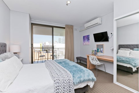 Central City Exclusive Apartments - Holiday Sunshine Coast 11