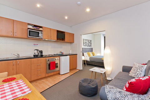 Central City Exclusive Apartments - Holiday Sunshine Coast 7