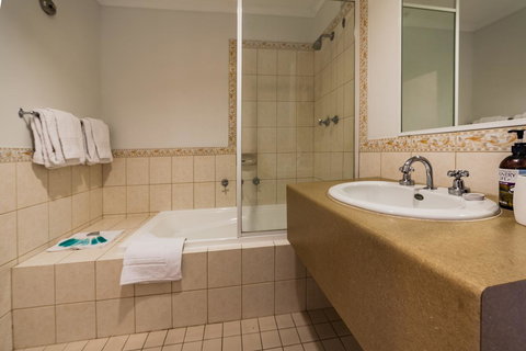 Central City Exclusive Apartments - Holiday Sunshine Coast 17