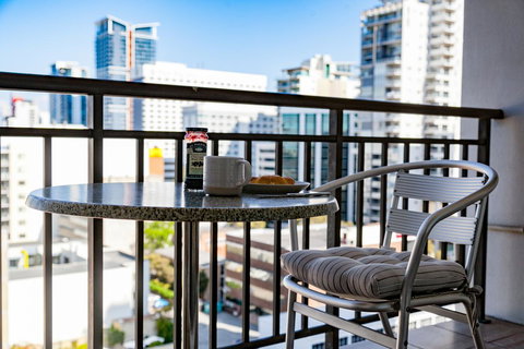 Central City Exclusive Apartments - Holiday Sunshine Coast 18