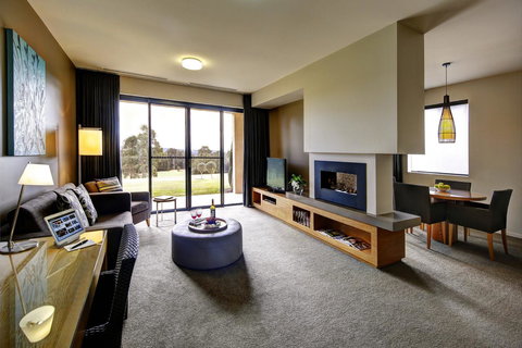 Chateau Elan At The Vintage - Sunshine Coast Tourism 11