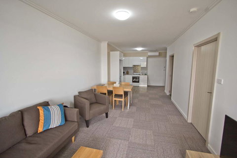 Morisset Serviced Apartments - Holiday Sunshine Coast 29