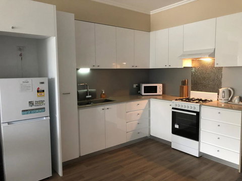 Morisset Serviced Apartments - Holiday Sunshine Coast 26