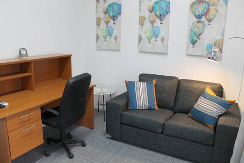 Morisset Serviced Apartments - Holiday Sunshine Coast 8