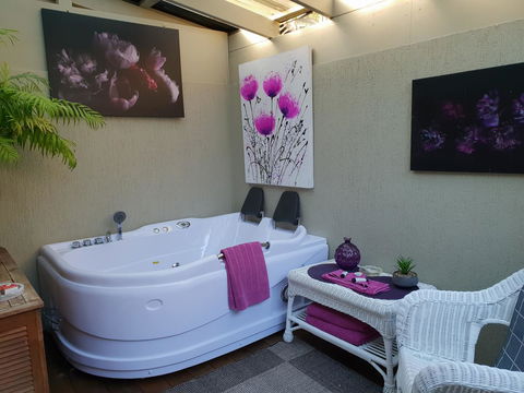Nelson Bay Bed & Breakfast - Holiday Sunshine Coast 3